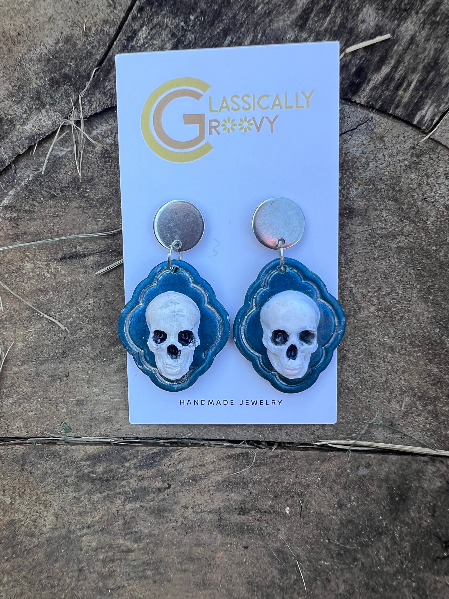 Skull Frame Earrings