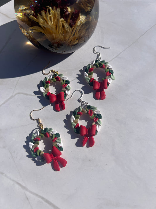 Wreath w/ Bow Earrings