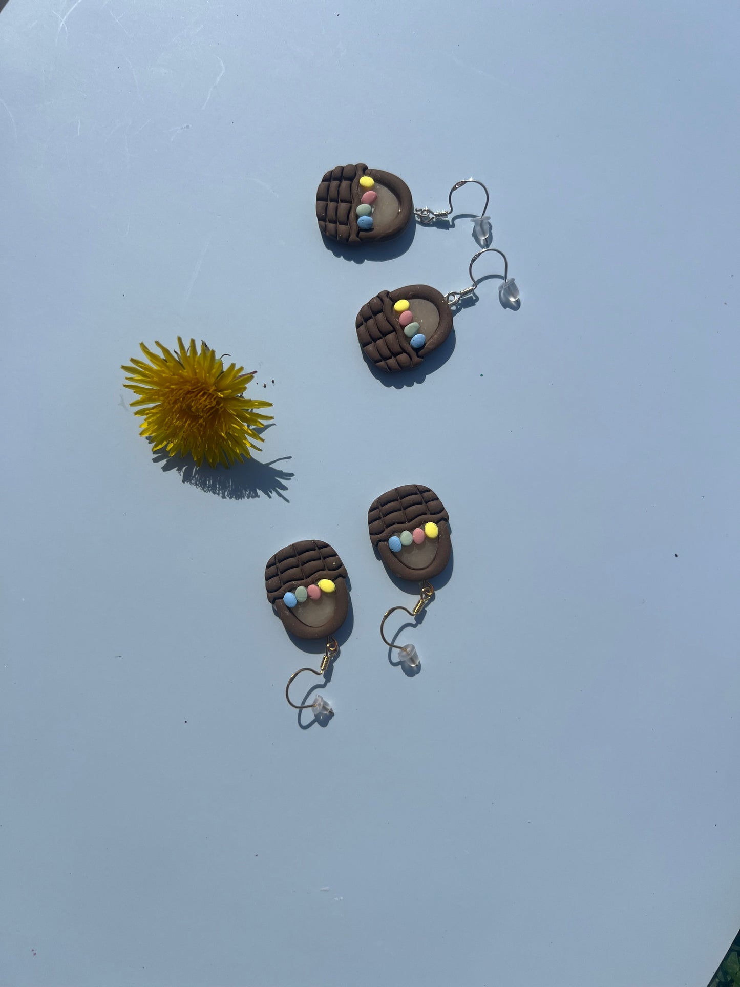 Simple Easter Basket Earring