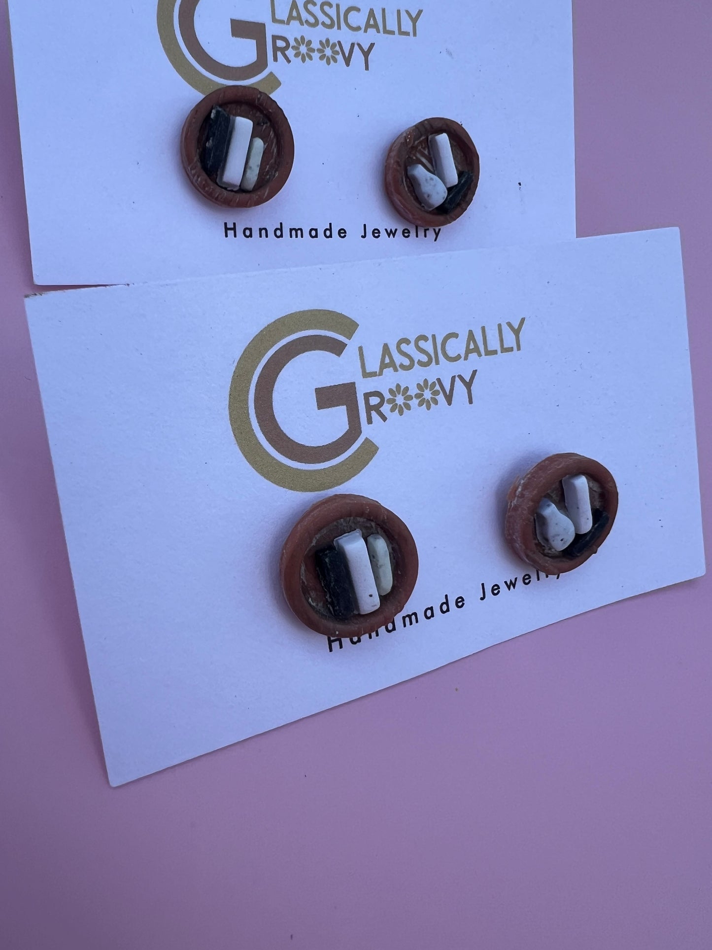 Round Bookshelf Stud Earrings
